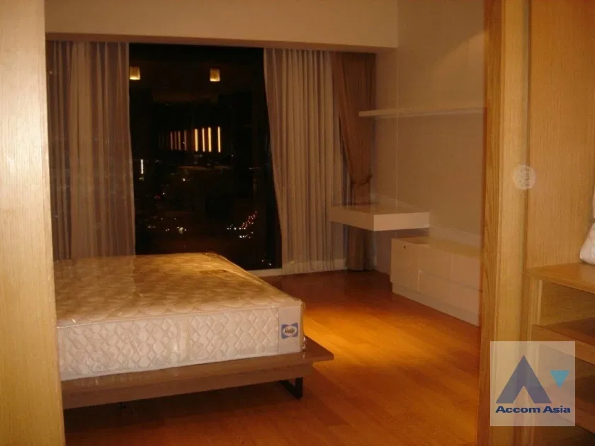 picture 🔼🔽 AccomA 📩 Warm-tone condo in Sathorn with city view and built-in functionality (1512001) - 4/7