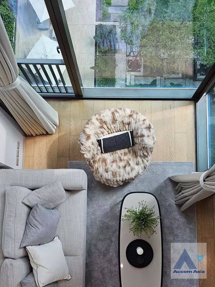 รูป 🔼🔽 AccomA 📩 Duplex Condo,Fully Furnished 1 BR Condominium @28 Chidlom (AA40099) - รูปที่ 4/19