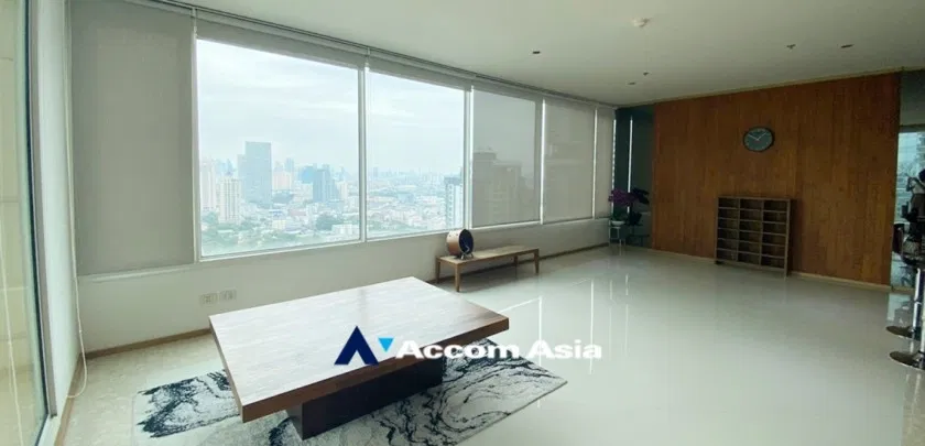 รูป 🔼🔽 AccomA 📩  Well-lit condominium with wood accents and panoramic windows in Sathorn (AA19577) - รูปที่ 4/18
