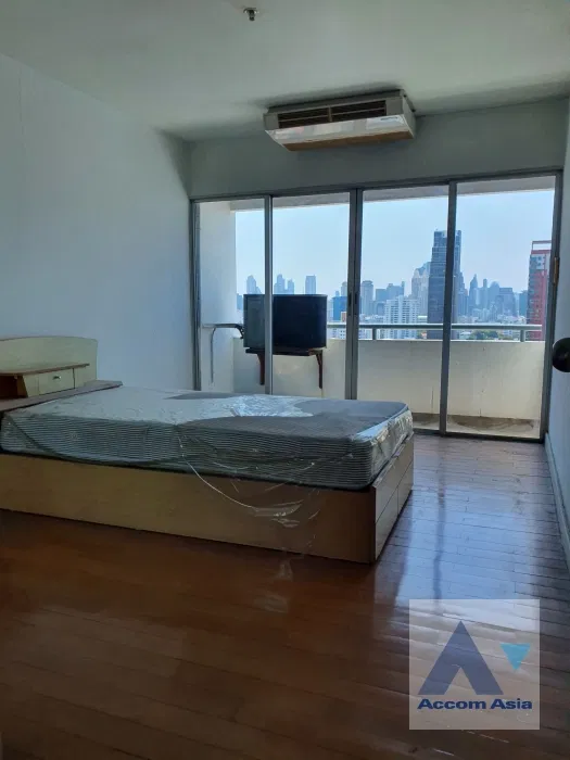 รูป 🔼🔽 AccomA 📩  3 BR Condominium @The Executive Regent (AA30708) - รูปที่ 12/15