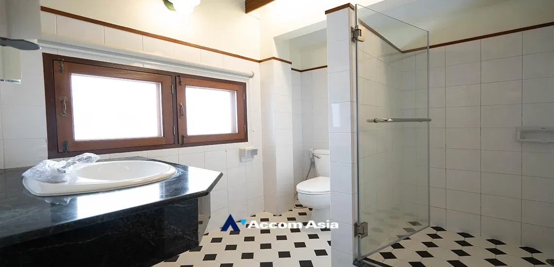 picture 🔼🔽 AccomA 📩 Classic white home with shared pool and bright, open interior 5 mins to BTS (6001601) - 14/20
