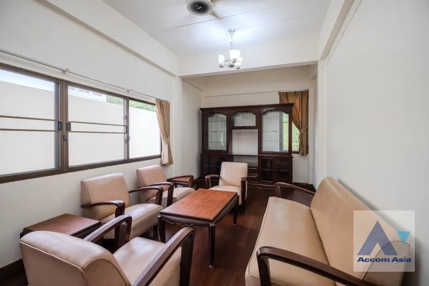 รูป 🔼🔽 AccomA 📩 Pet friendly 4 BR House in Khlong Ton Nuea (AA23297) - รูปที่ 15/20