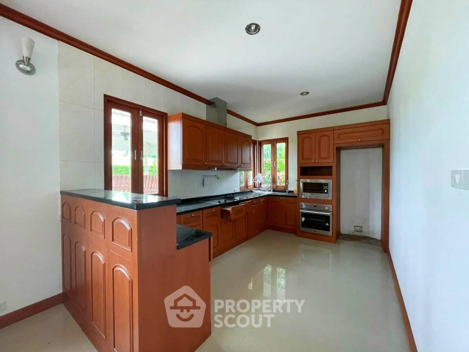 picture 3-BR Villa in Thap Tai (ID 2282878) - 2/9
