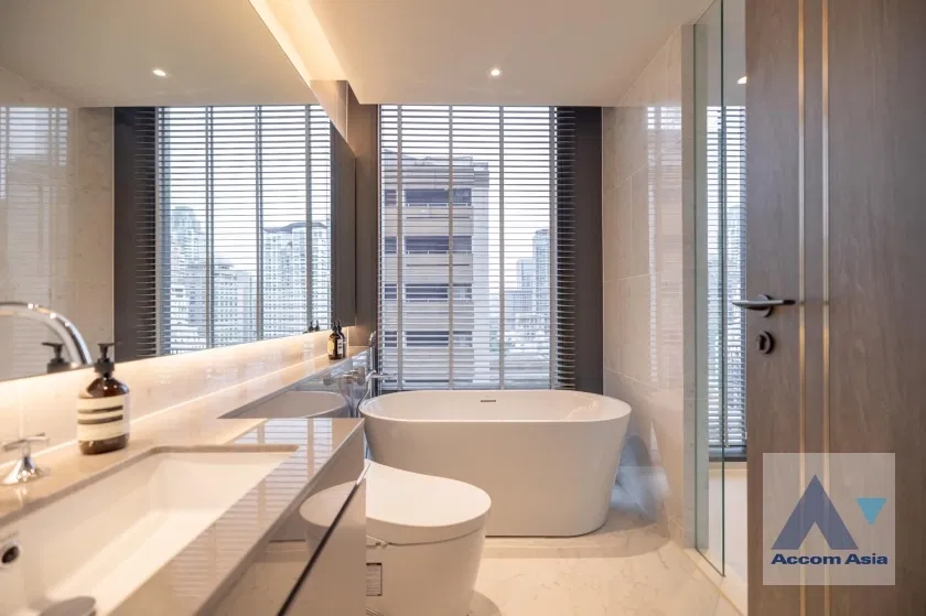 รูป 🔼🔽 AccomA 📩 Fully furnished bright modern condo with city view and spacious layout  for rent at Tonson One Residence (AA37185) - รูปที่ 8/10