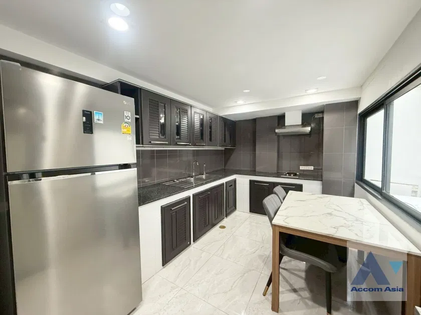 picture 🔼🔽 AccomA 📩 Newly renovated townhouse 5 beds for rent in Sukhumvit (AA43569) - 6/20
