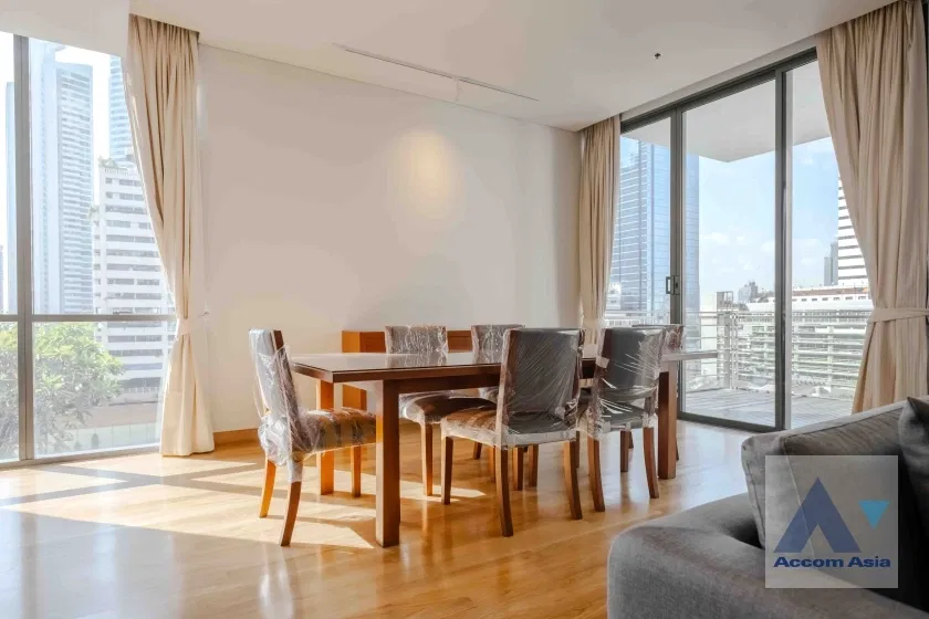 รูป 🔼🔽 AccomA 📩  Bright and airy condominium with greenery views in Sukhumvit (210135) - รูปที่ 2/20