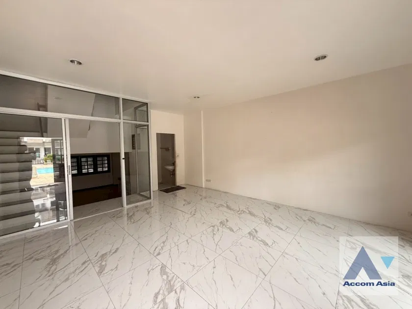 picture 🔼🔽 AccomA 📩  4 BR Townhouse @Regent 71 (AA44324) - 2/20