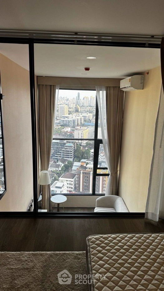 picture 2-BR Condo at SOHO Bangkok Ratchada near MRT Huai Khwang (ID 2284453) - 16/25