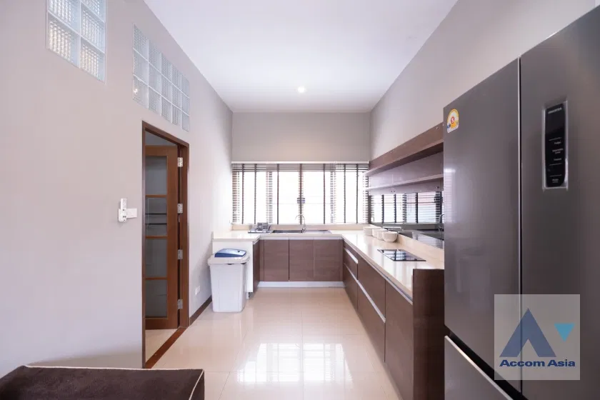 picture 🔼🔽 AccomA 📩 Pet friendly,Private Swimming Pool 5 BR House in Klong Tan (1912033) - 11/20