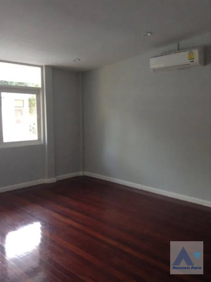 picture 🔼🔽 AccomA 📩  3 BR House in Phra Khanong Nuea (AA43541) - 3/6