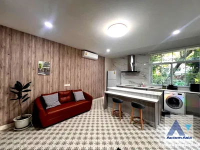เช่าทาวน์โฮม ม.ศรีนครินทรวิโรฒ วิทยาเขตประสานมิตร : 🔼🔽 AccomA 📩 Duplex Condo 2 BR Townhouse @Hideaway Living Place (AA43566)