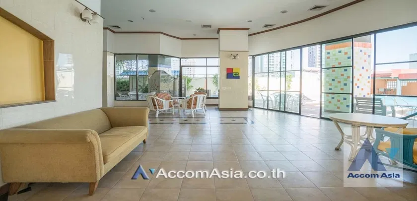 picture 🔼🔽 AccomA 📩 Pet friendly 3 BR Condominium @Fifty Fifth Tower (AA19444) - 2/2