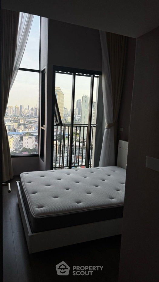 picture 2-BR Condo at SOHO Bangkok Ratchada near MRT Huai Khwang (ID 2284453) - 12/25