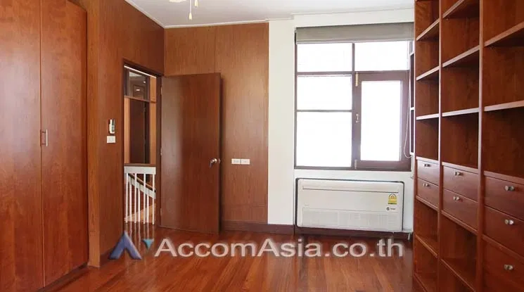 picture 🔼🔽 AccomA 📩 Home Office 4 BR House in Khlong Toei Nuea (AA14571) - 16/19