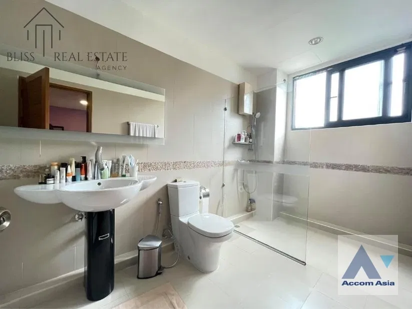 รูป 🔼🔽 AccomA 📩  3 BR Townhouse in Thung Maha Mek (AA37984) - รูปที่ 8/12