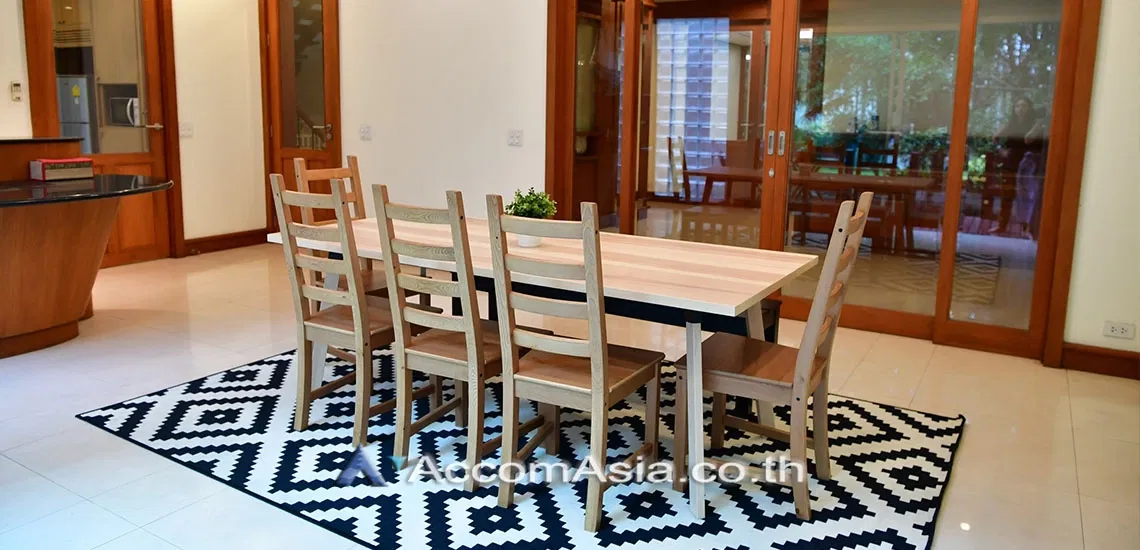 picture 🔼🔽 AccomA 📩 Detached house with warm interiors and private yard in Phaholyothin (AA30003) - 5/12