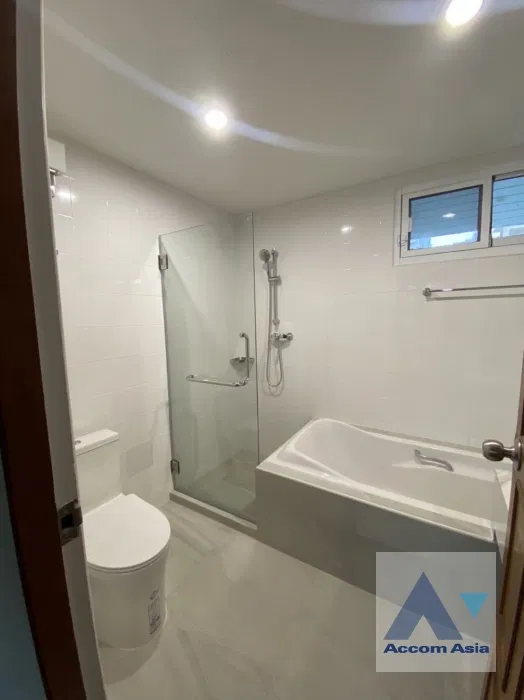 picture 🔼🔽 AccomA 📩 Elegant house with wood interiors and lush surroundings (AA44299) - 10/12