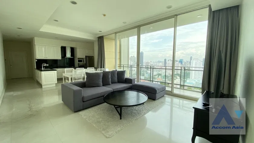 picture 🔼🔽 AccomA 📩 Bright and airy condo with panoramic windows in Sukhumvit (1519455) - 1/12