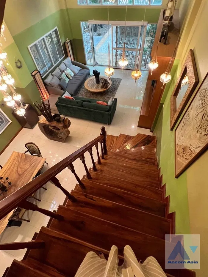 picture 🔼🔽 AccomA 📩 Stylish townhouse 3 beds for rent in Sukhumvit, Bangkok near BTS Punnawithi (AA39864) - 3/20