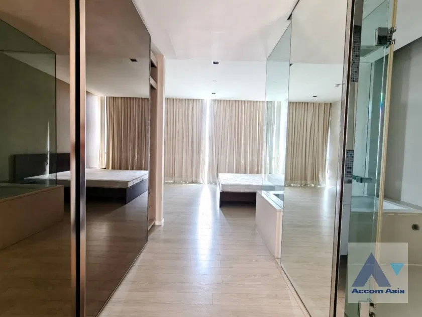 รูป 🔼🔽 AccomA 📩 Double High Ceiling,Duplex Condo,Huge Terrace,Penthouse 2 BR Condominium @The Room Sukhumvit 21 (13001569) - รูปที่ 16/20