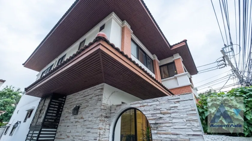 picture 🔼🔽 AccomA 📩 Private Swimming Pool,Home Office 3 BR House in Khlong Ton Nuea (40069) - 1/20