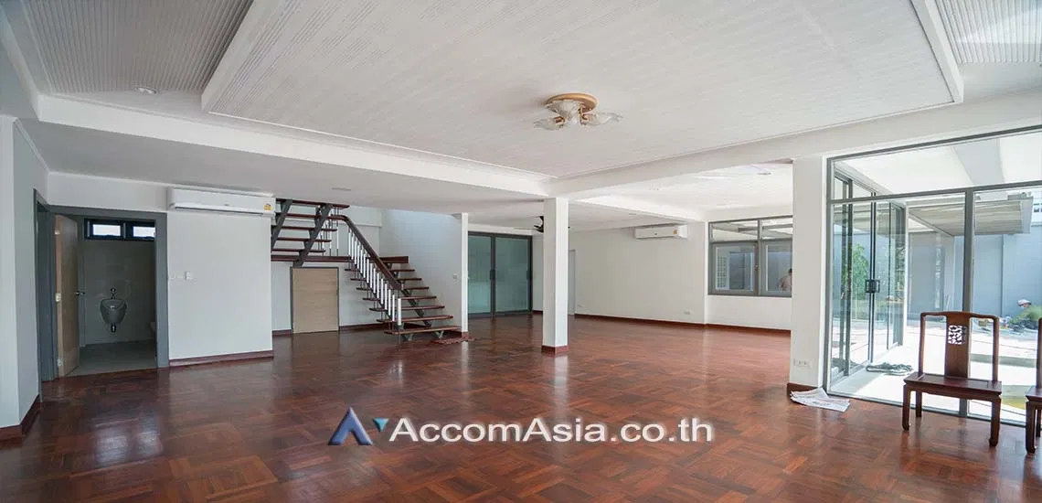 รูป 🔼🔽 AccomA 📩  Spacious Family Home with Pool and Lawn (10003201) - รูปที่ 3/20