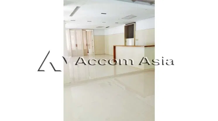รูป 🔼🔽 AccomA 📩 Private tropical house with pool and lush garden in the Sathorn area (13001750) - รูปที่ 8/13