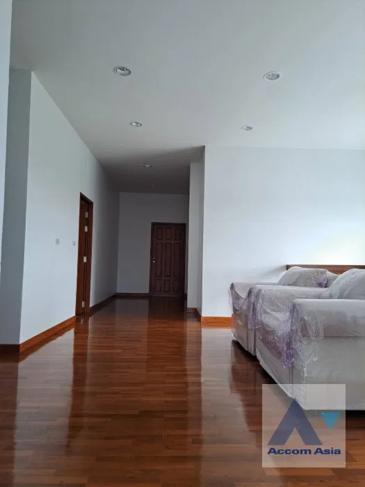 รูป 🔼🔽 AccomA 📩  4 BR House in Dokmai (AA40443) - รูปที่ 2/20