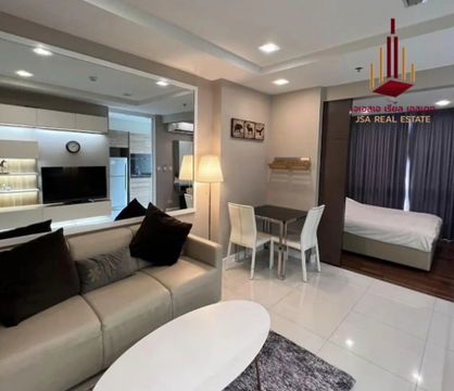 ✨ For Rent: The Metropolis Samrong Interchange Condo ✨  💰 Only 13,000 THB/month