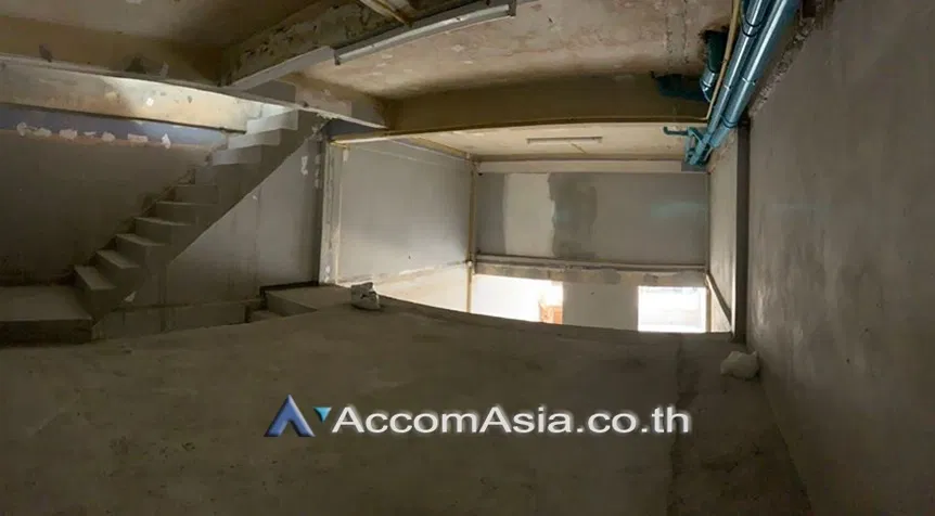 picture 🔼🔽 AccomA 📩 Home Office 2 BR Townhouse in Khlong Toei Nuea (AA26696) - 3/5