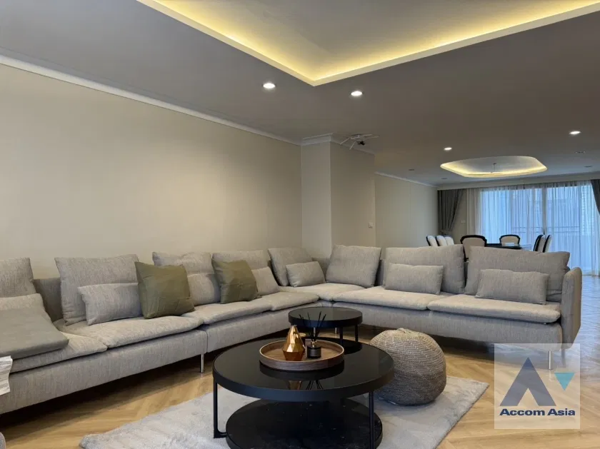 picture 🔼🔽 AccomA 📩 Elegant condo with serene ambiance at Regent On The Park 2 (AA25565) - 2/6