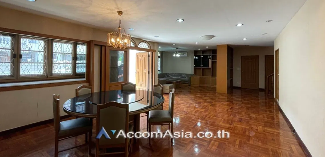 รูป 🔼🔽 AccomA 📩  5 BR House in Khlong Ton Nuea (AA29561) - รูปที่ 5/16