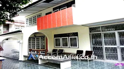 เช่าบ้านเดี่ยว พญาไท : 🔼🔽 AccomA 📩  5 BR House in Khwaeng Sam Sen Nai (AA10765)