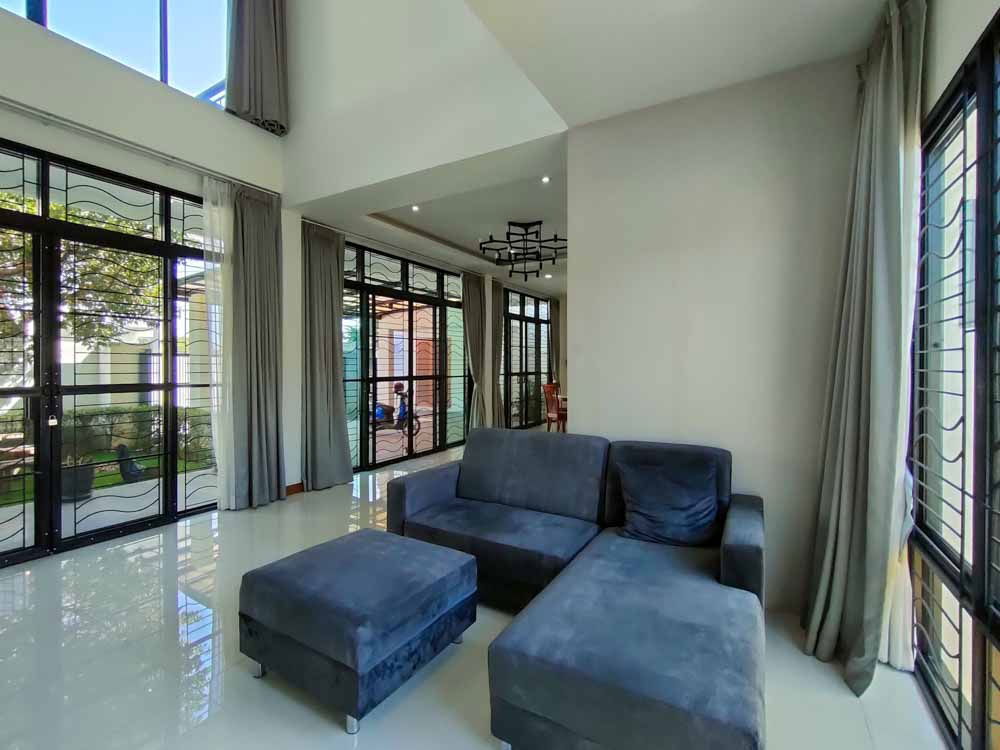 picture Modern-Style 4-Bedroom House with Bathtub, Just 10 Minutes to Chiang Mai Airport - 12/50