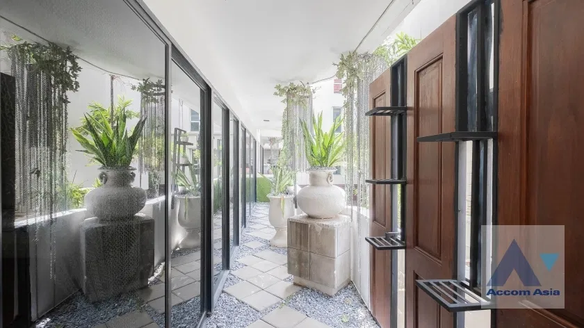 รูป 🔼🔽 AccomA 📩 Pet friendly 3 BR Condominium @Baan Sathorn (AA30048) - รูปที่ 8/20