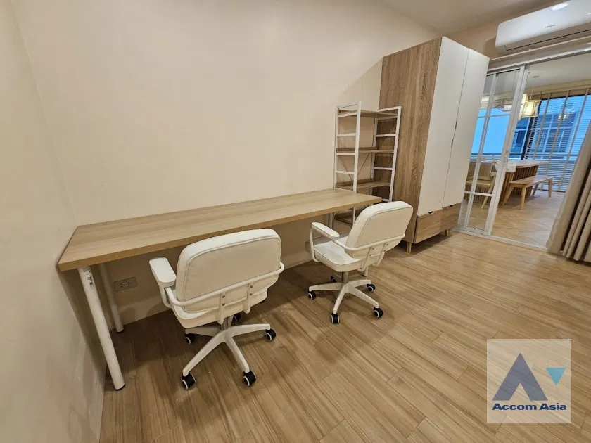 picture 🔼🔽 AccomA 📩 Pet friendly 3 BR Condominium @Le Premier I (AA44140) - 12/16