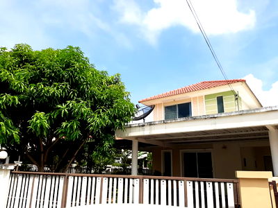 บ้านแฝด ชลบุรี : เจ้าของขายเอง ศรีราช ชลบุรี 3.5 ล้าน หลังมุม ต้นซอย ติดภูเขา บรรยากาศเงียบสงบ 