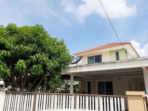 เจ้าของขายเอง ศรีราช ชลบุรี 3.5 ล้าน หลังมุม ต้นซอย ติดภูเขา บรรยากาศเงียบสงบ 