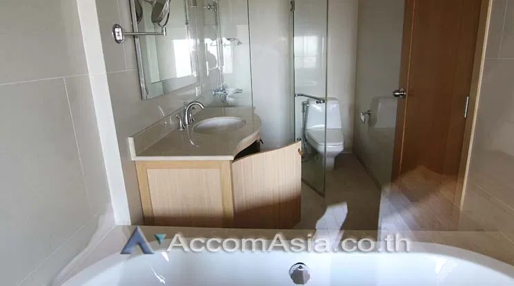 picture 🔼🔽 AccomA 📩 Duplex Condo 2 BR Condominium @The Empire Place (AA11943) - 8/11