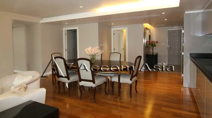 picture 🔼🔽 AccomA 📩 Elegant family-friendly condo with garden balcony (13000952) - 3/10