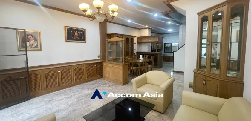 รูป 🔼🔽 AccomA 📩  Classic wood-themed home with full built-ins throughout, located in Phra Khanong (AA32424) - รูปที่ 8/20