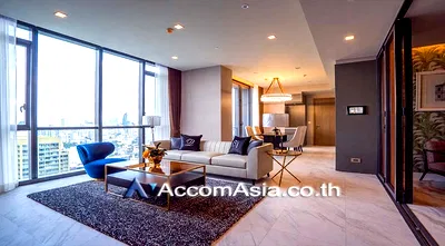 คอนโดให้เช่า : 🔼🔽 AccomA 📩 Stylish modern condominium with skyline view in Sukhumvit (AA27639)