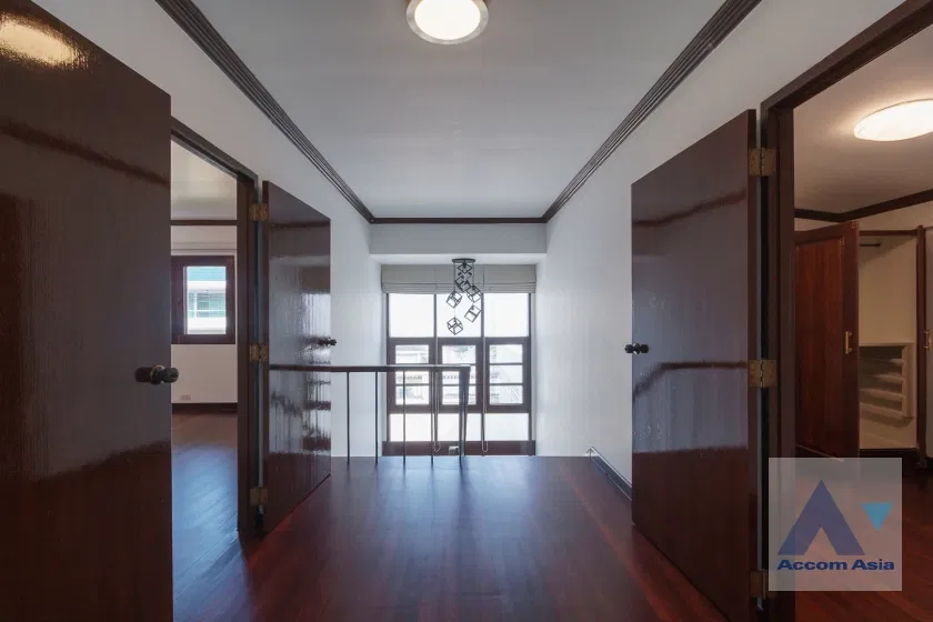 รูป 🔼🔽 AccomA 📩 An Adorable Charming Semi-Detached House set in a private and secured compound (2317188) - รูปที่ 9/20