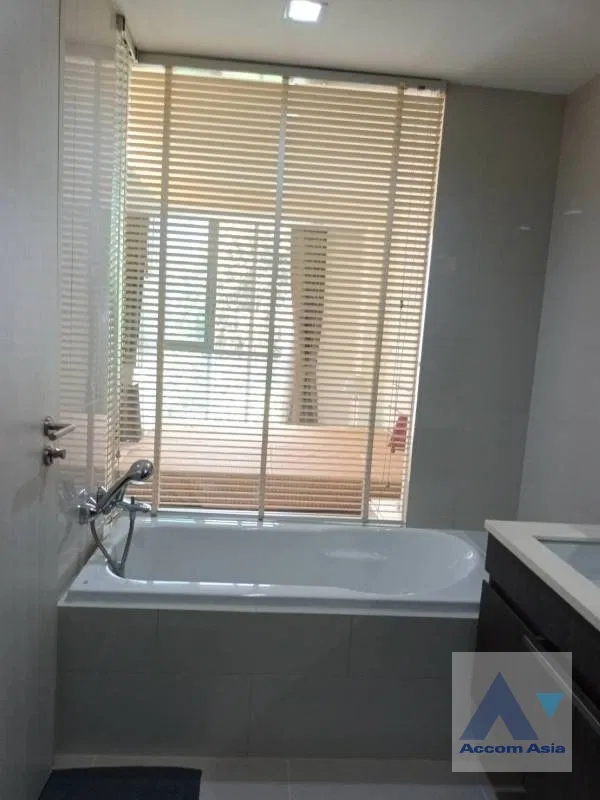 รูป 🔼🔽 AccomA 📩  2 BR Condominium @Via 49 (AA41189) - รูปที่ 14/17