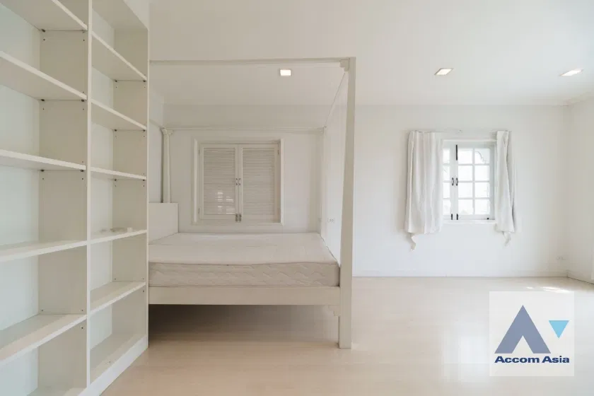 รูป 🔼🔽 AccomA 📩 Spacious 3-story townhouse with lush green space for rent in garden compound with pool (AA16507) - รูปที่ 19/20