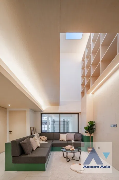 picture 🔼🔽 AccomA 📩  2 BR Townhouse in Phra Khanong Nuea (AA40104) - 1/13