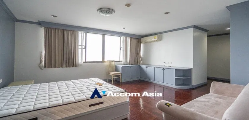 รูป 🔼🔽 AccomA 📩 Warm-tone condominium with built-in closets and open view balcony (28612) - รูปที่ 7/15