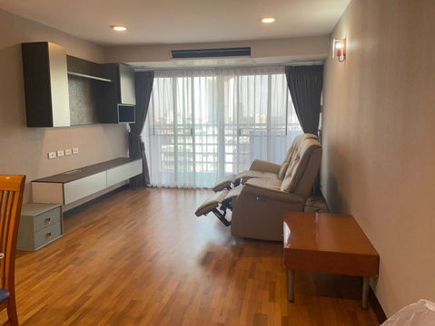 Code: KJ5446  for rent The Waterford Diamond // Line ID: @kjcondo (with @) //