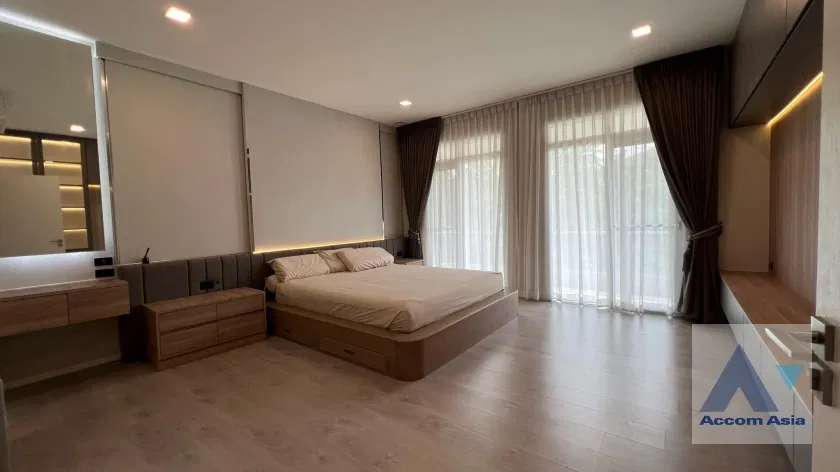 รูป 🔼🔽 AccomA 📩 Fully furnished detached house in compound for rent in Pattanakarn, Bangkok at Mantana Bangna-Wongwaen (AA38405) - รูปที่ 7/14