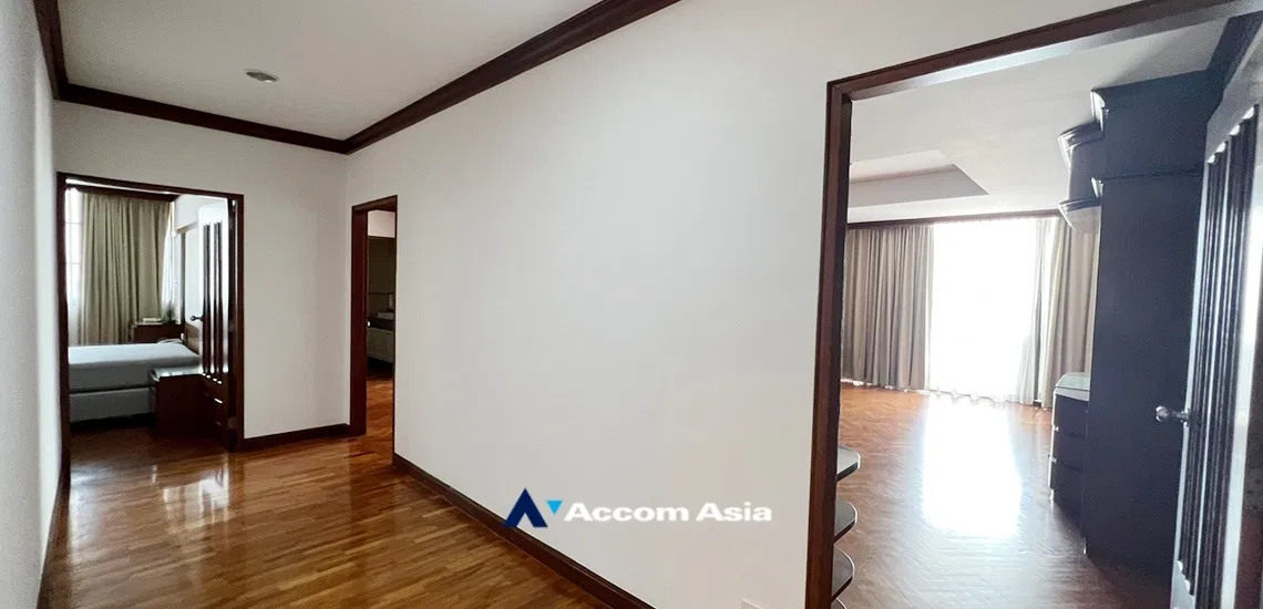 picture 🔼🔽 AccomA 📩 Spacious residence with classic charm at Baan Yen Akard Condominium in Sathorn (1517119) - 19/20